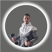 Je donne des cours de sport à domicile ou en extérieur